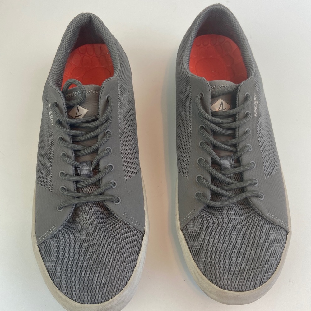 Sperry Sneakers